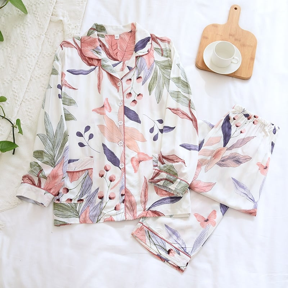Pyjama en viscose imprimée pour femme, motif blanc à feuillage rose
