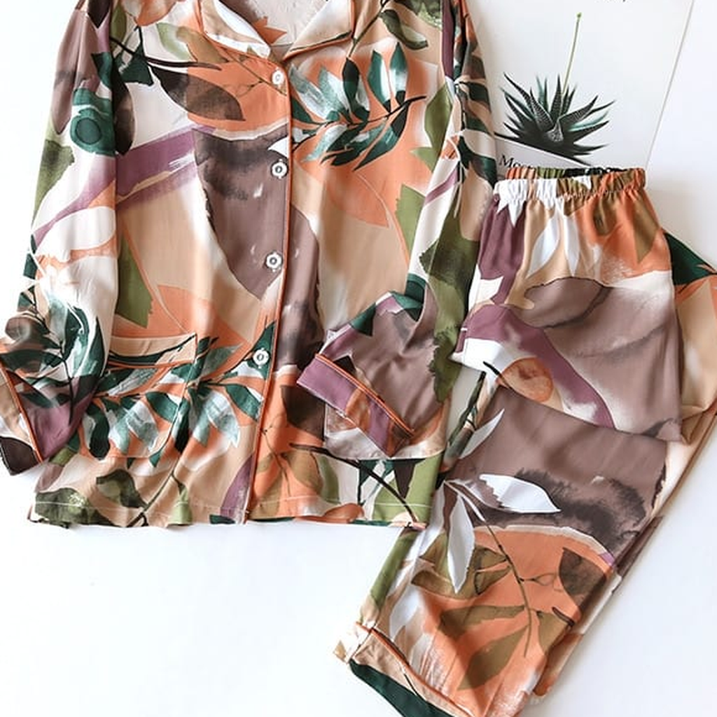 Pyjama en viscose imprimée pour femme, motif beige abstrait