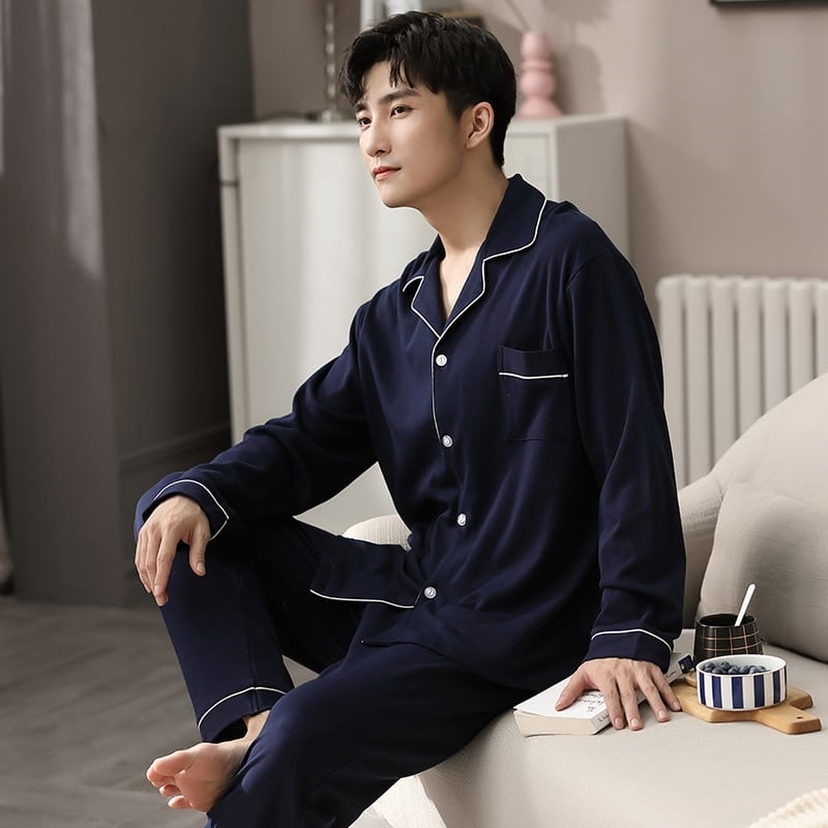 Pyjama uni en coton pour homme, col tailleur, coloris bleu marine