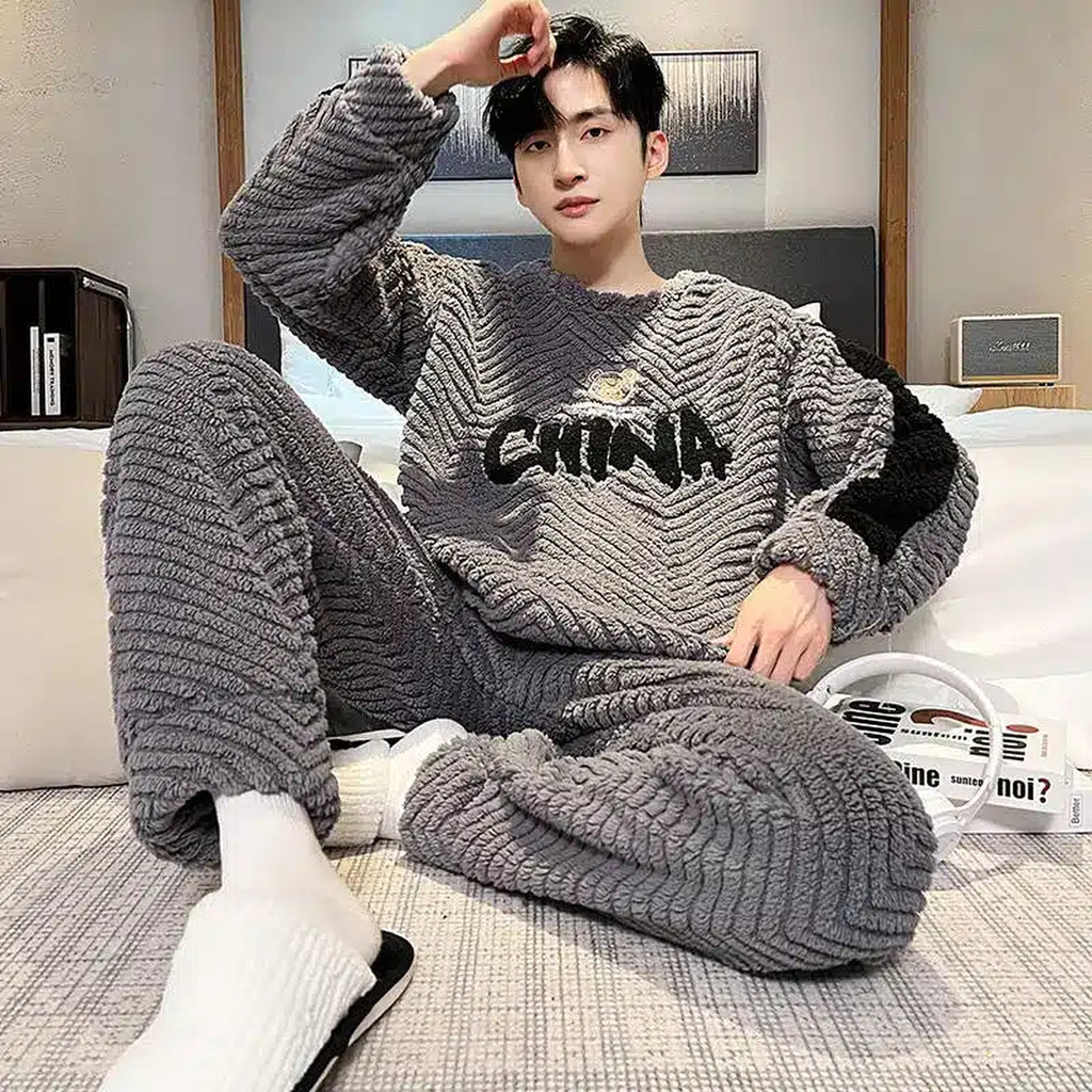 Pyjama en polaire peluche pour homme, modèle gris à inscription CHINA