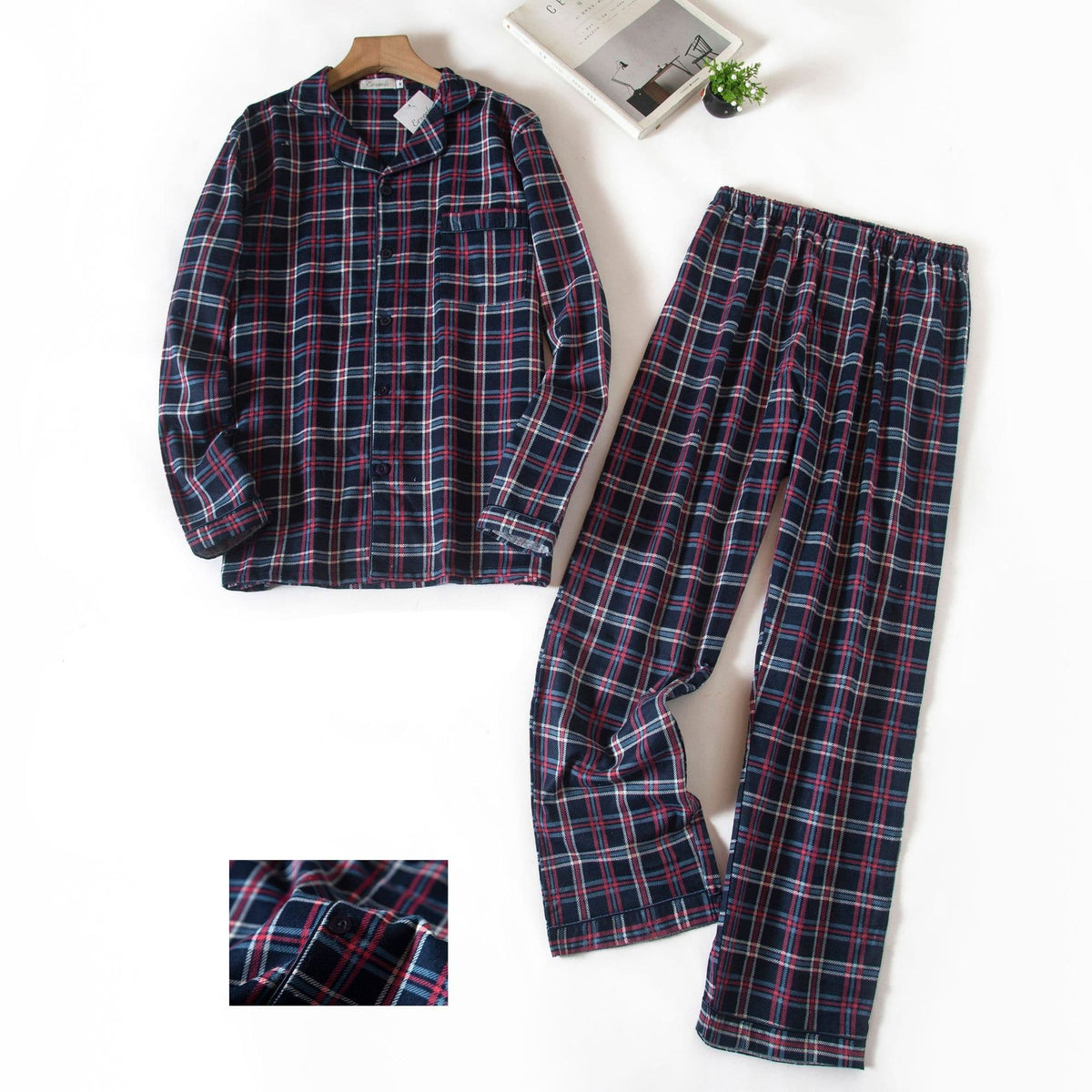 Pyjama homme en coton à carreaux marine et rouge fin, motif numéro 6