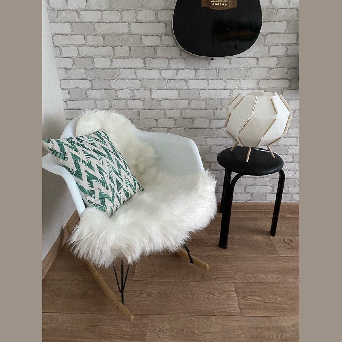 Tapis peau blanche en fausse fourrure, vue 3