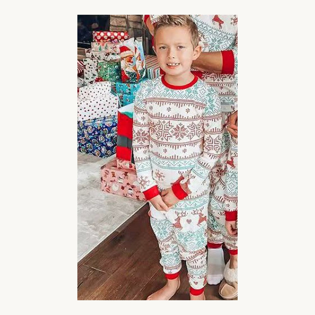 Pyjama de Noël écru et sarcelle à motifs rennes, modèle enfant