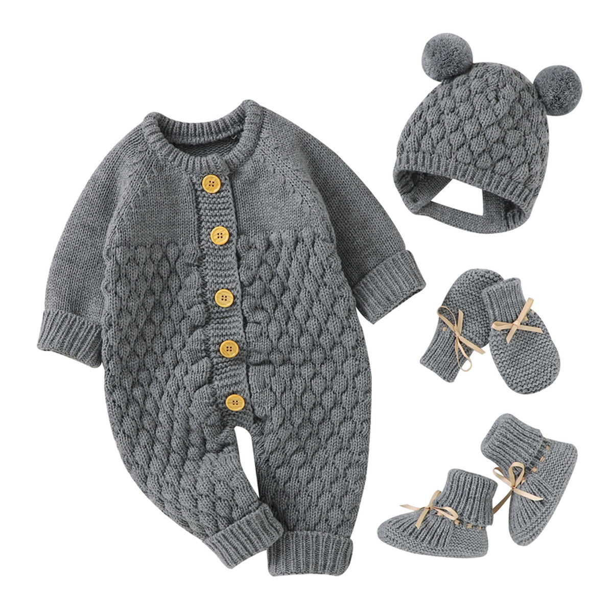 Ensemble quatre pièces en tricot gris pour bébé sur fond clair