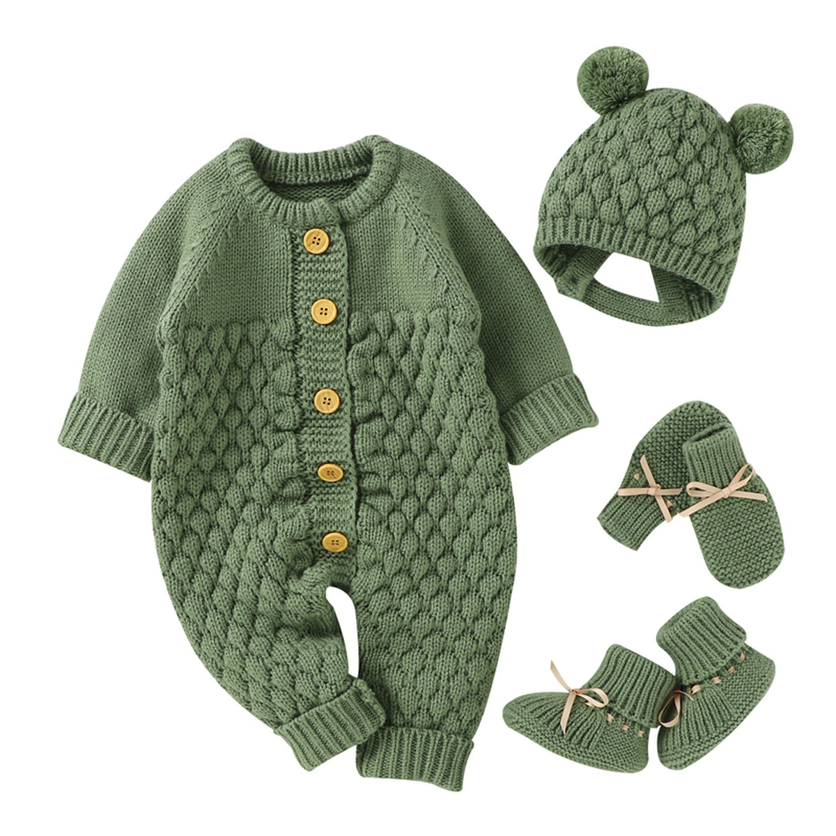 Ensemble quatre pièces en tricot vert sauge pour bébé sur fond clair