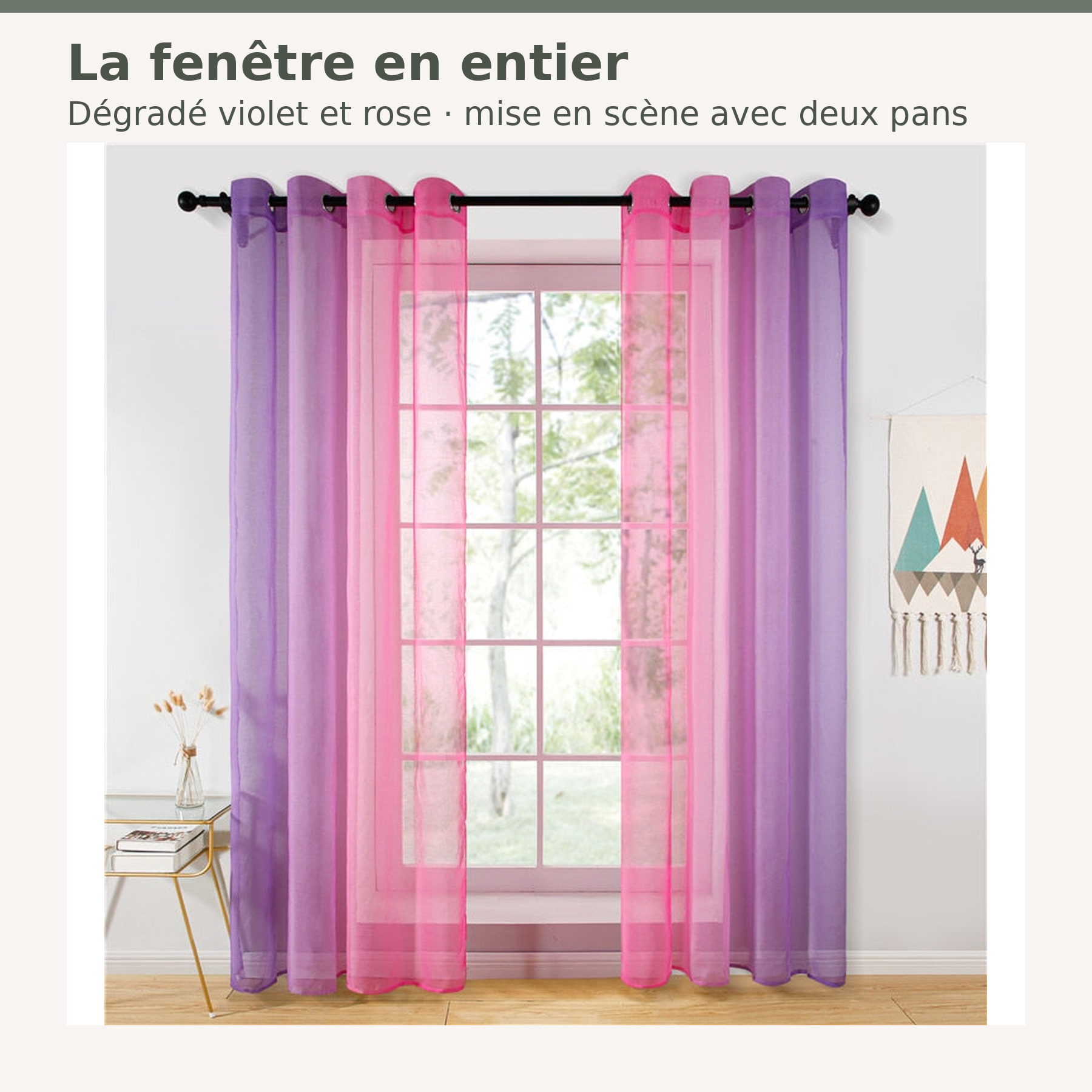 Rideau transparent dégradé violet et rose devant une fenêtre entière, présenté avec deux pans Image